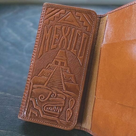 Vtg Mexican hazel tooled leather trifold clutch wallet - Picture 6 of 10